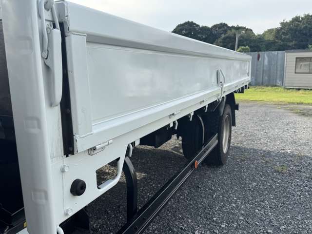 Mitsubishi Fuso Canter 12