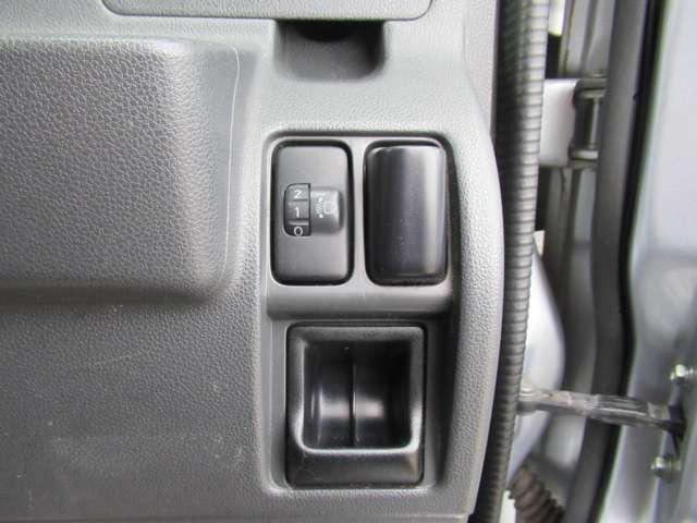 Daihatsu Hijet Deck Van 10