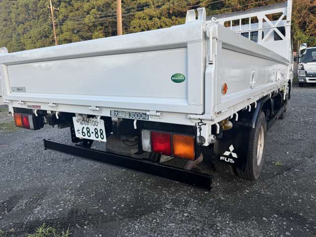 Mitsubishi Fuso Canter 12