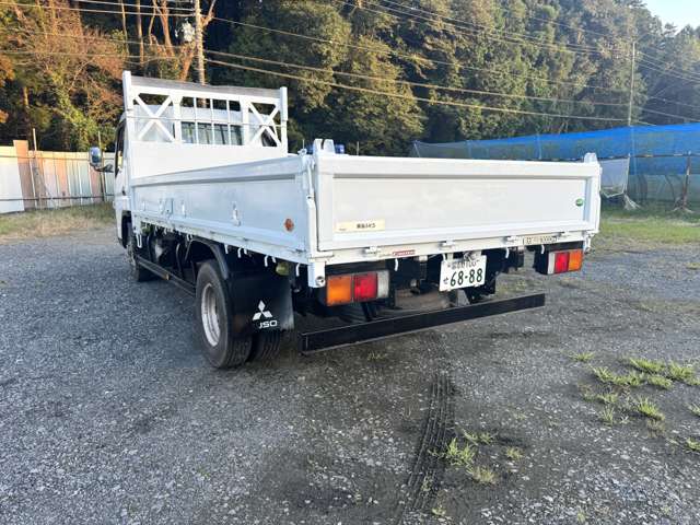 Mitsubishi Fuso Canter 4