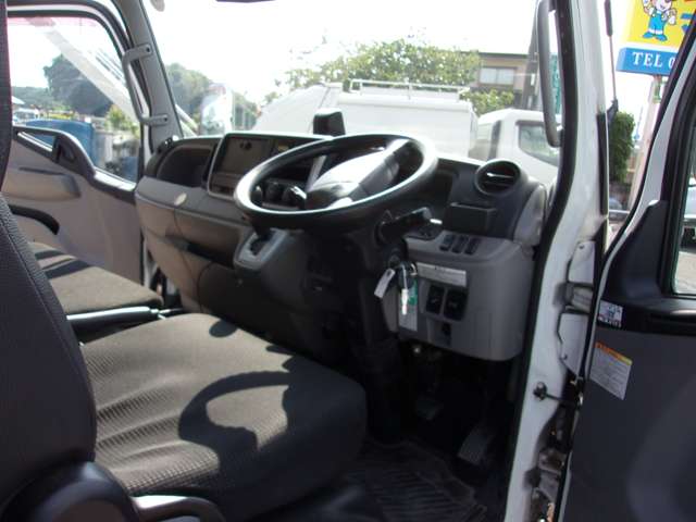 Mitsubishi Fuso Canter 12