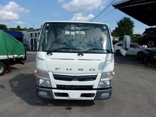 Mitsubishi Fuso Canter 2