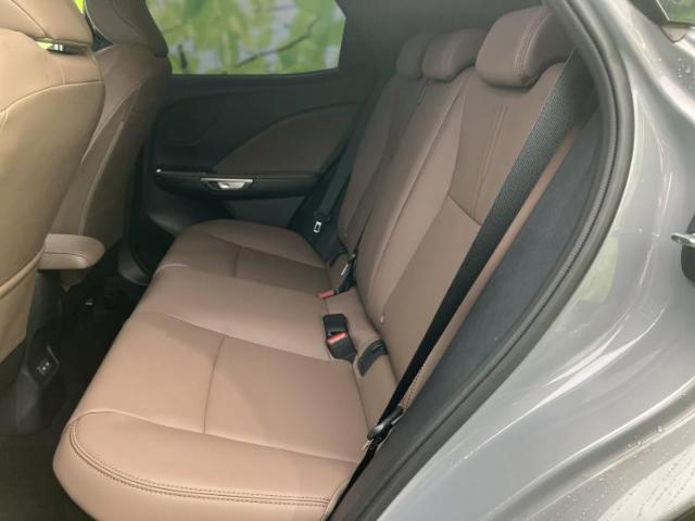 Lexus LBX 9