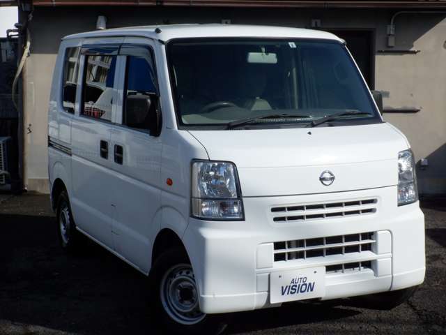 Nissan NV100 Clipper 3