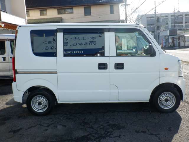 Nissan NV100 Clipper 4