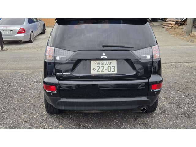 Mitsubishi Outlander 7
