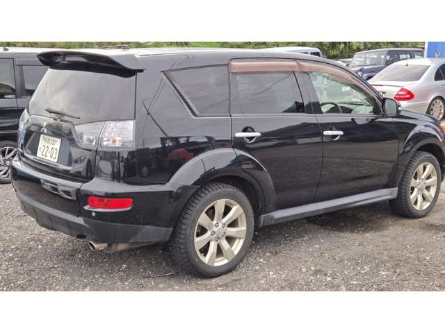 Mitsubishi Outlander 9
