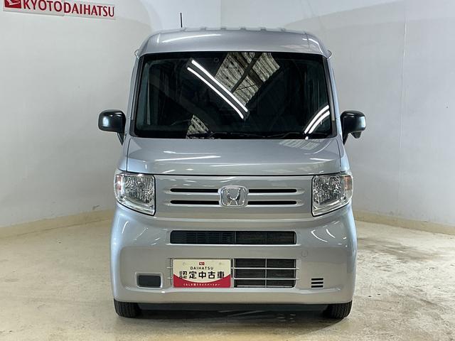 Honda N-VAN 8