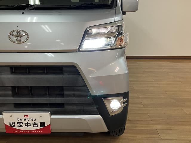 Toyota Pixis Van 11