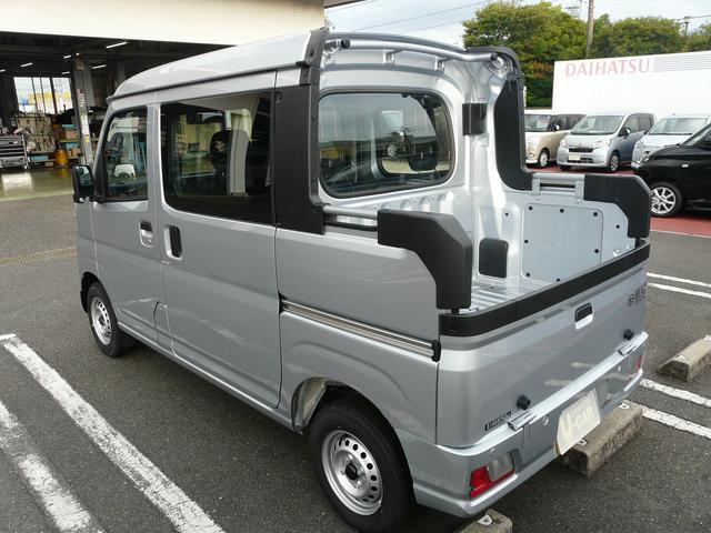 Daihatsu Hijet Deck Van 11
