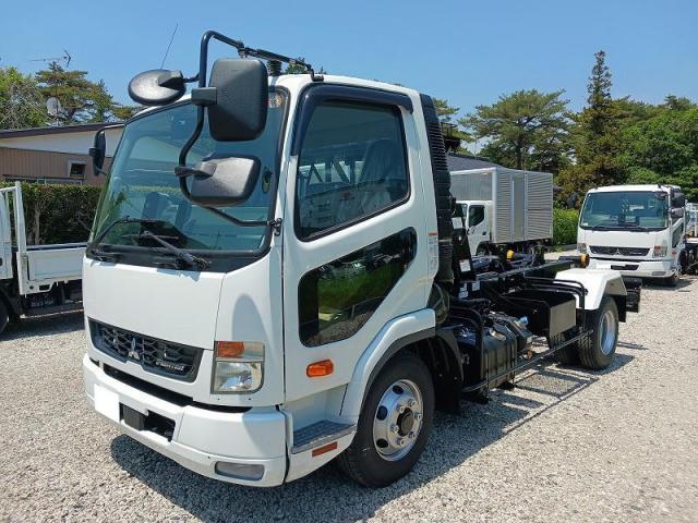Mitsubishi Fuso Fighter 11