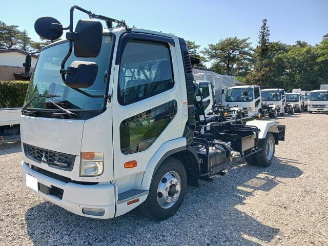 Mitsubishi Fuso Fighter 12