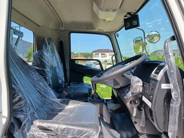 Mitsubishi Fuso Fighter 7