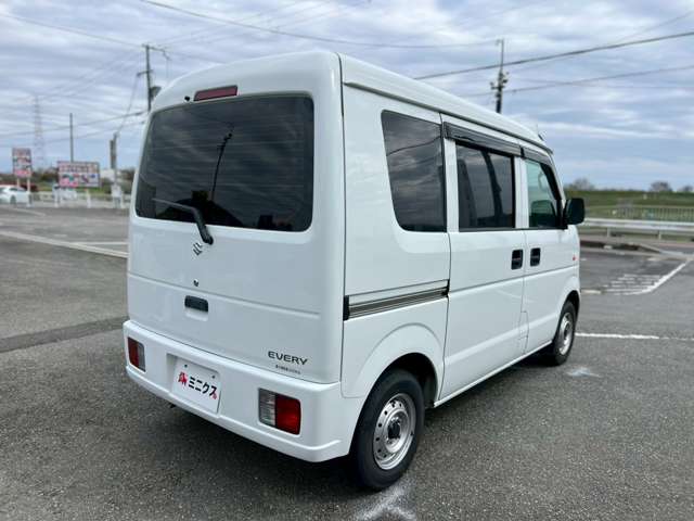 Suzuki Every 5
