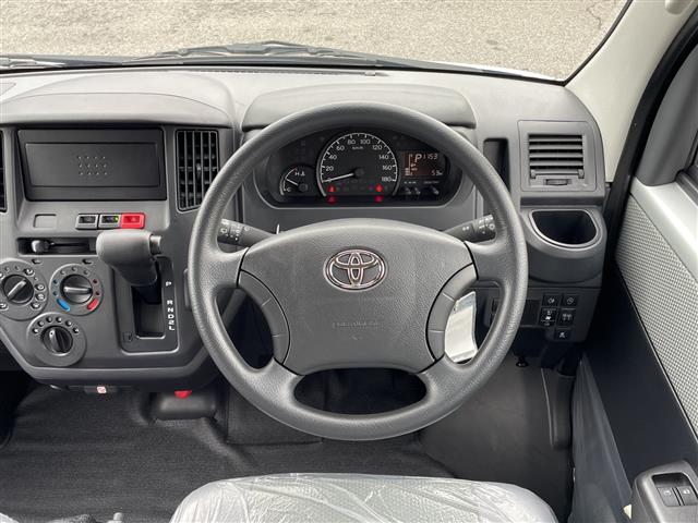 Toyota Town Ace Van 7