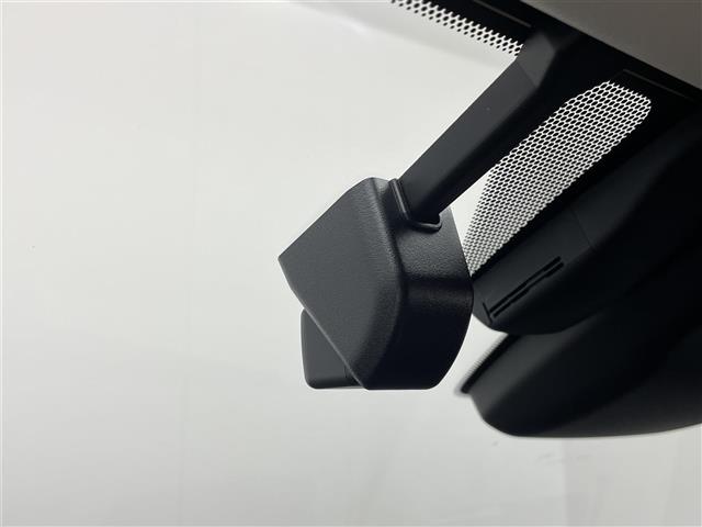 Lexus UX 9