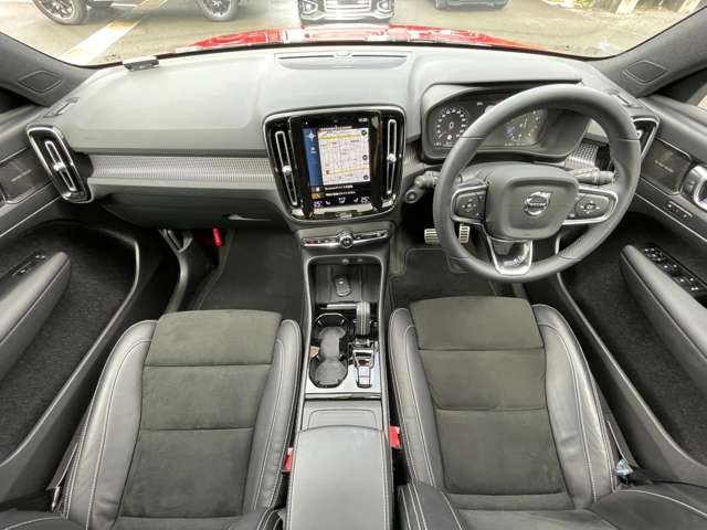 Volvo XC40 6
