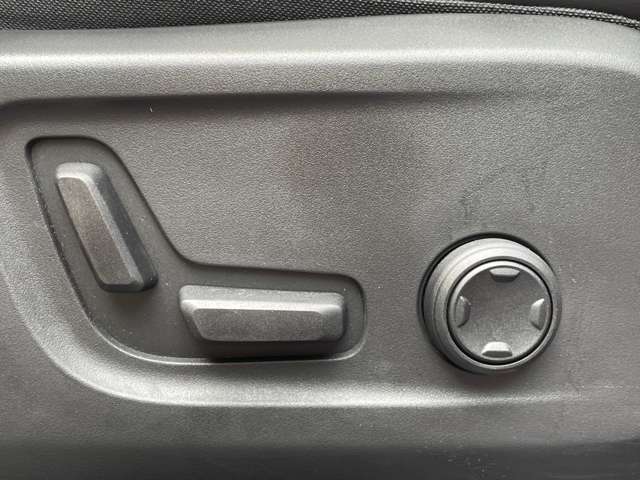 Volvo XC40 9