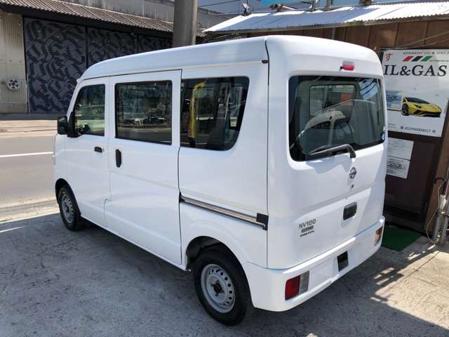 Nissan NV100 Clipper 11