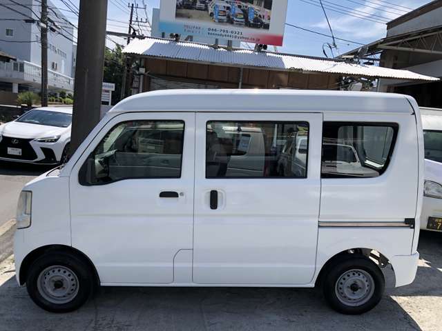 Nissan NV100 Clipper 12