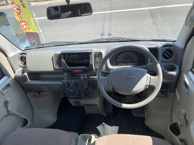 Nissan NV100 Clipper 4