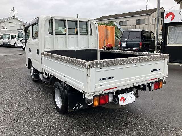 Isuzu Elf 6