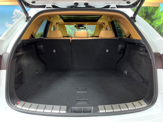 Lexus NX 10