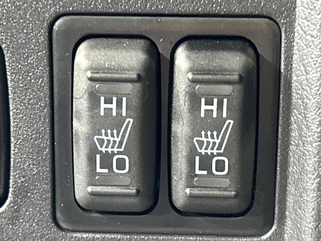 Mitsubishi Pajero 6