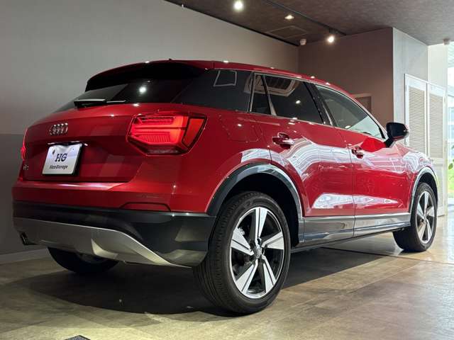 Audi Q2 3