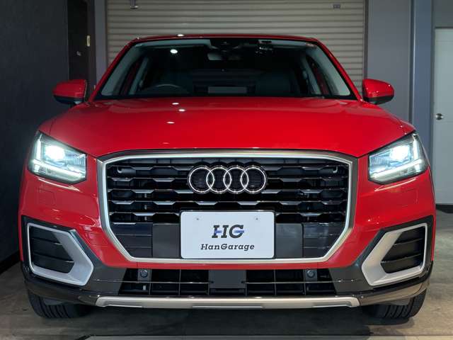 Audi Q2 8