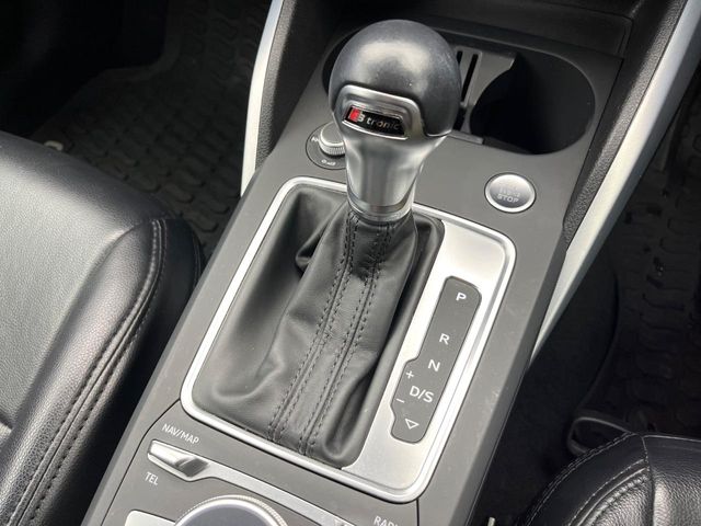 Audi Q2 12