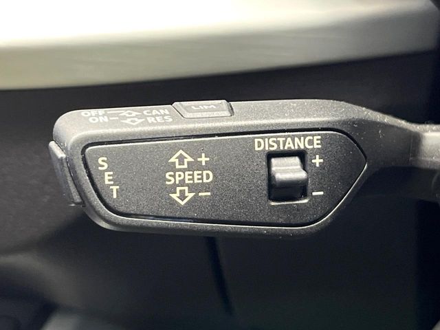 Audi Q2 6