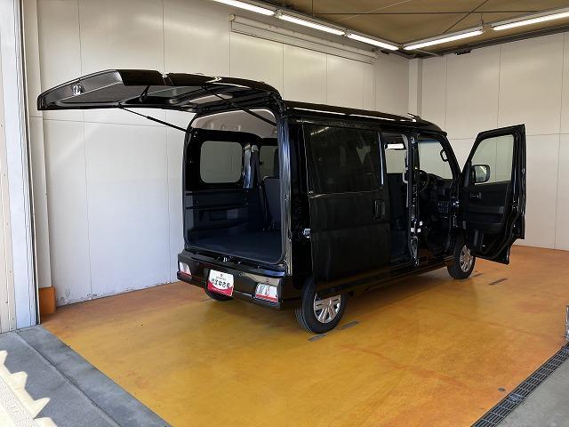 Daihatsu Atrai 9