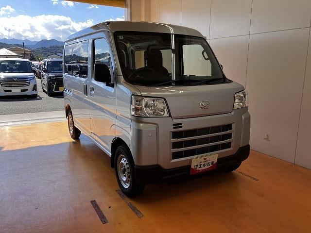 Daihatsu Hijet Cargo 7