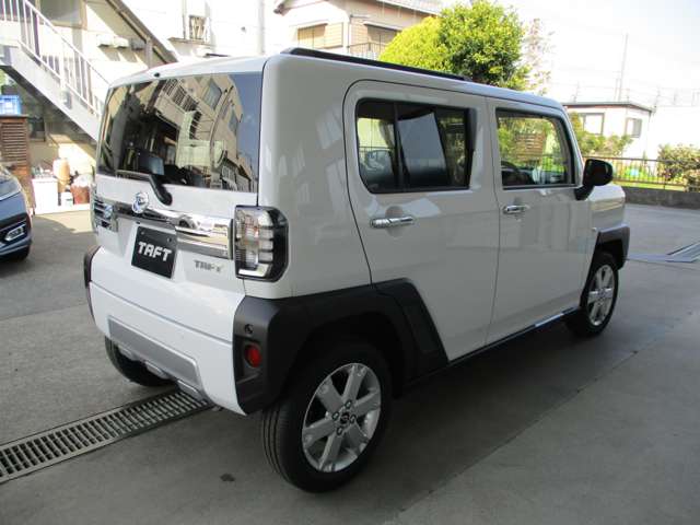 Daihatsu Taft 5