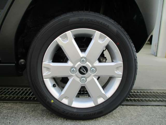 Daihatsu Taft 9