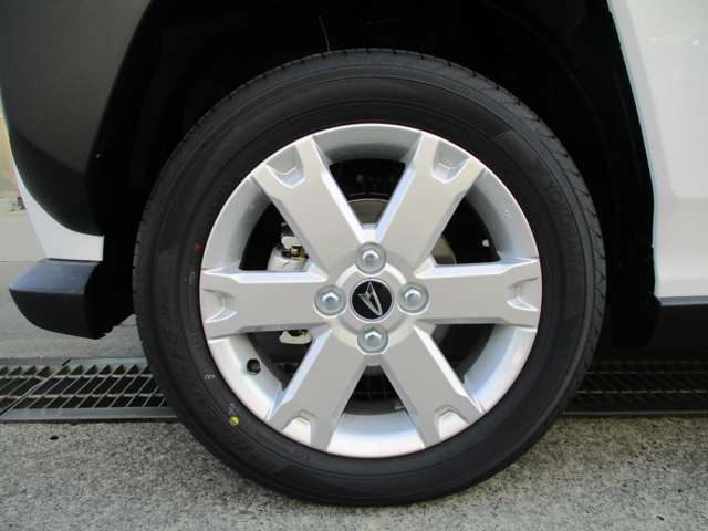 Daihatsu Taft 10