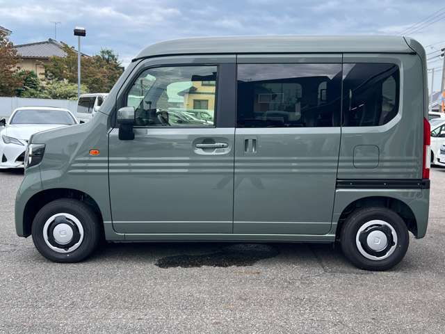 Honda N-VAN 10