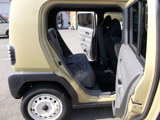 Daihatsu Taft 12