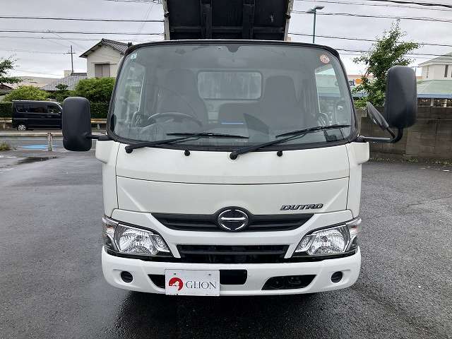 Hino Dutro 2