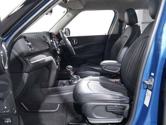 MINI Crossover 12