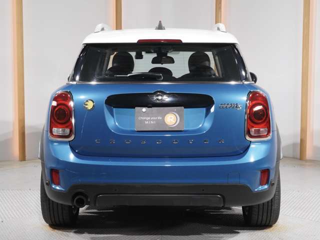 MINI Crossover 9