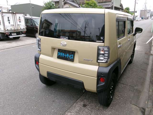 Daihatsu Taft 10