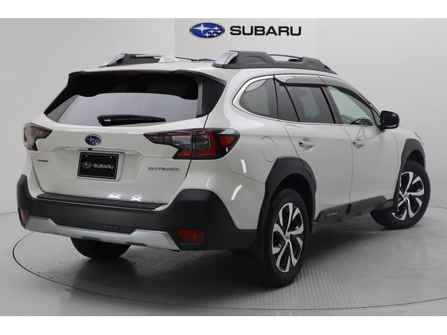 Subaru Legacy Outback 6