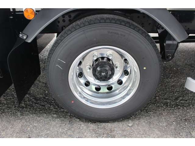 Mitsubishi Fuso Fighter 7