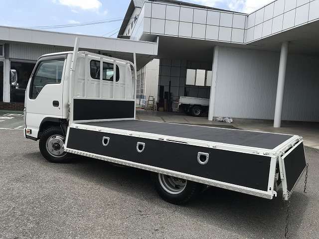 Isuzu Elf 11