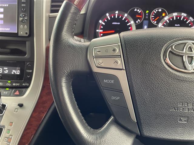 Toyota Vellfire 12