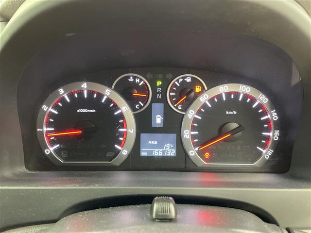 Toyota Vellfire 9