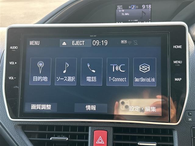 Toyota Esquire 7