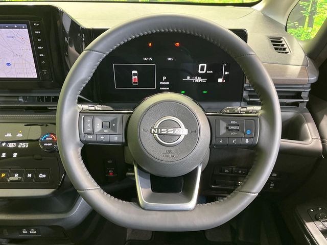Nissan Serena 12